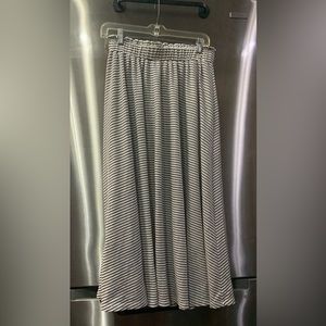 Ann Taylor long white skirt with black lines